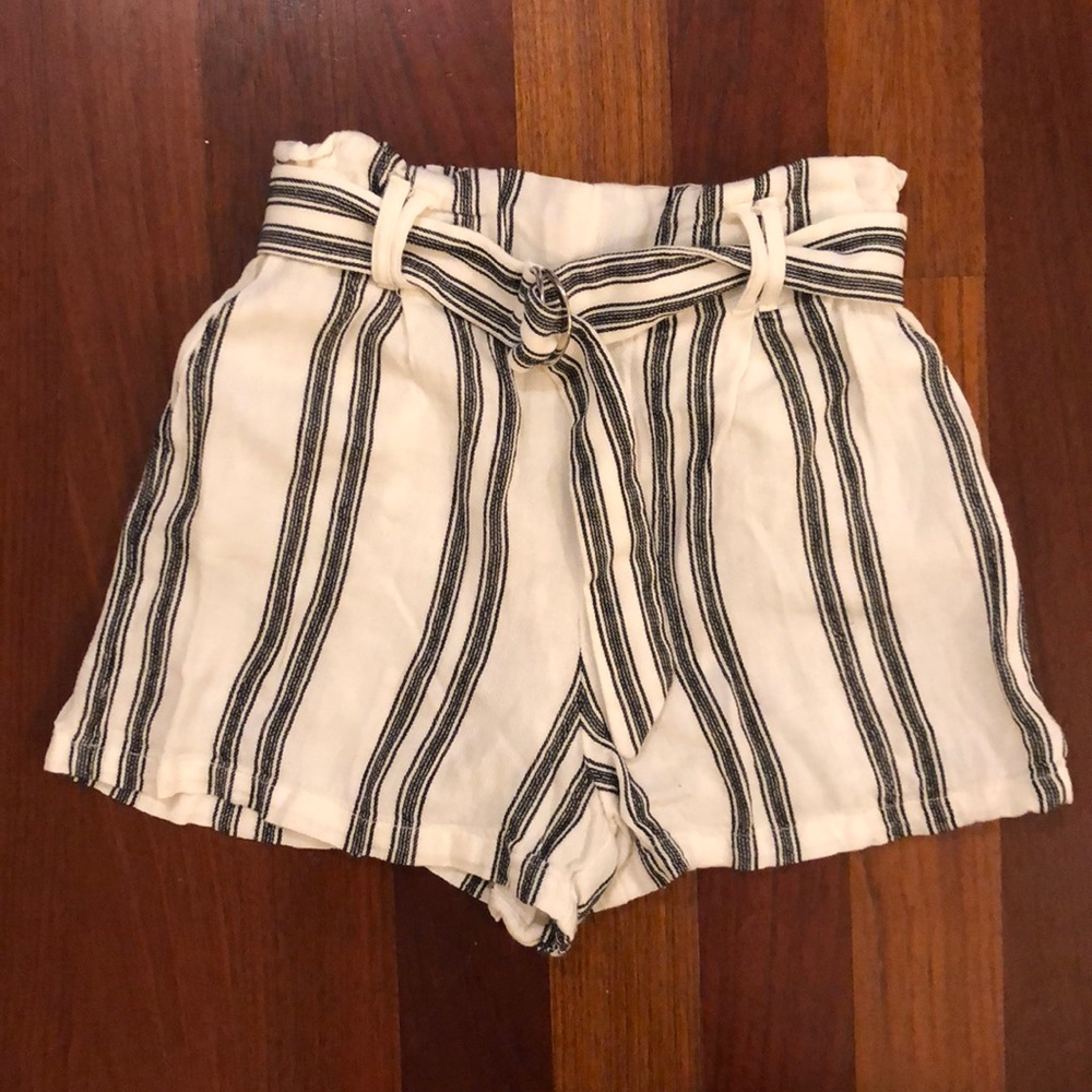 Bershka Striped Short with Self Belt